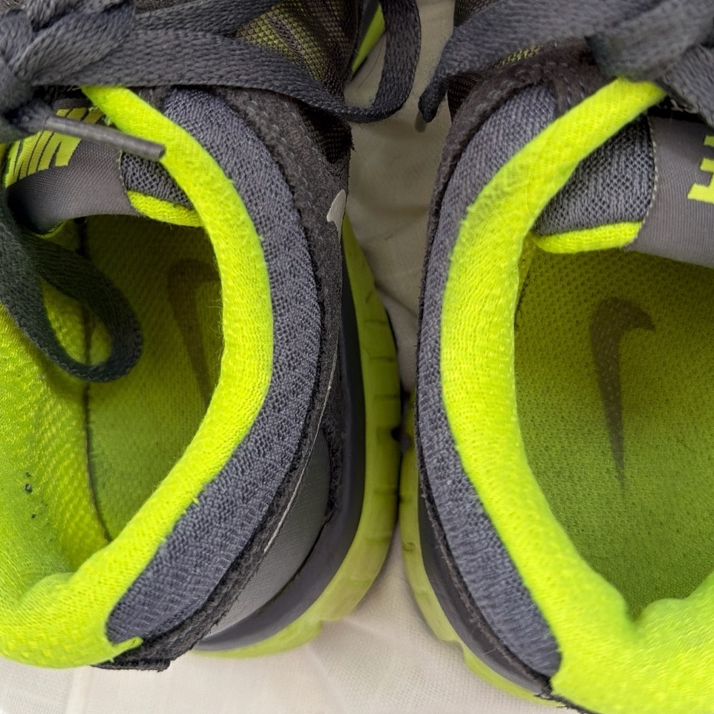 Gorpcore Streetwear Retired Nike Dual Fusion St 2 Running cross trainer W 7.5 - Picture 9 of 10